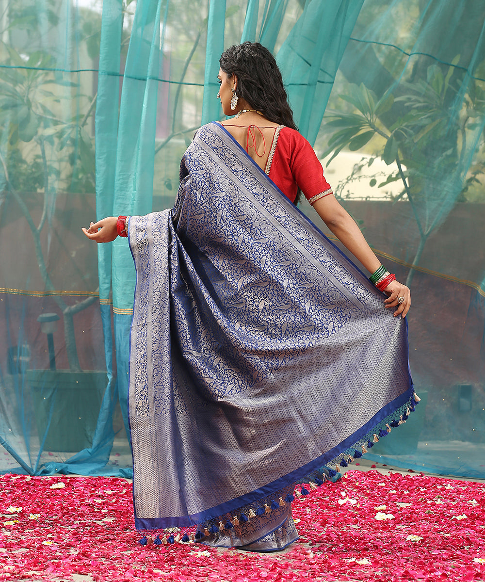 Blue_Handloom_Brocade_Shikargah_Pure_Katan_Silk_Banarasi_Saree_With_Broad_Border_WeaverStory_03