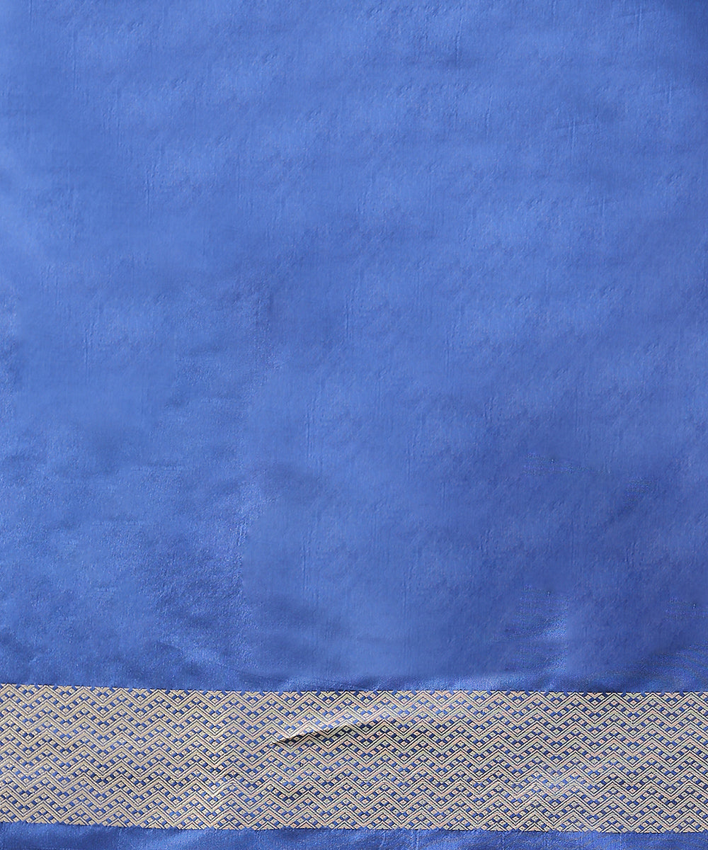 Blue_Handloom_Brocade_Shikargah_Pure_Katan_Silk_Banarasi_Saree_With_Broad_Border_WeaverStory_05
