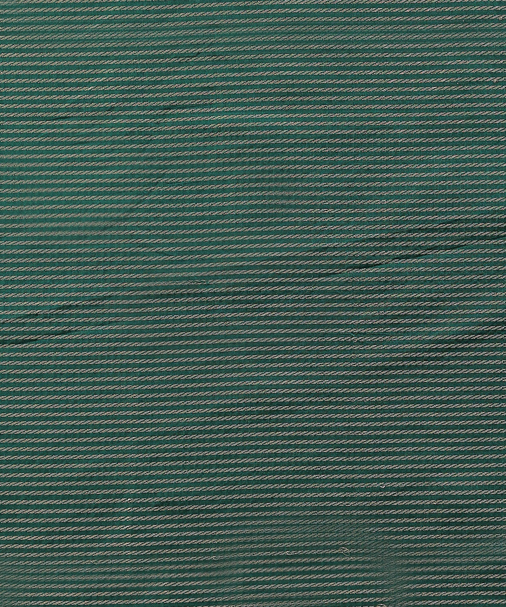 Handloom_Green_Striped_Pure_Katan_Silk_Banarasi_Saree_With_Broad_Shikargah_Border_WeaverStory_05