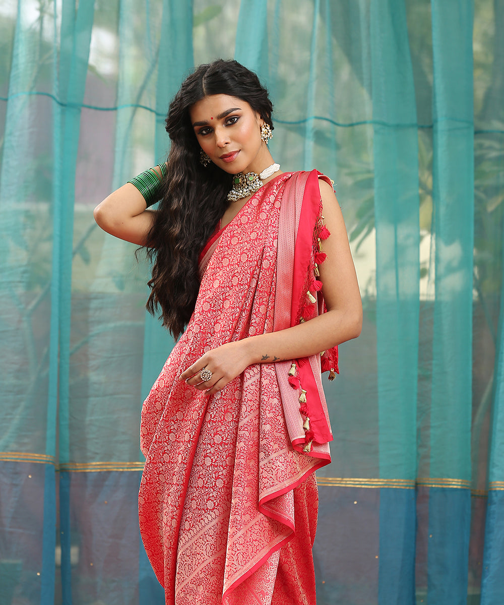 Handloom_Red_Brocade_Shikargah_Pure_Katan_Silk_Banarasi_Saree_WeaverStory_01