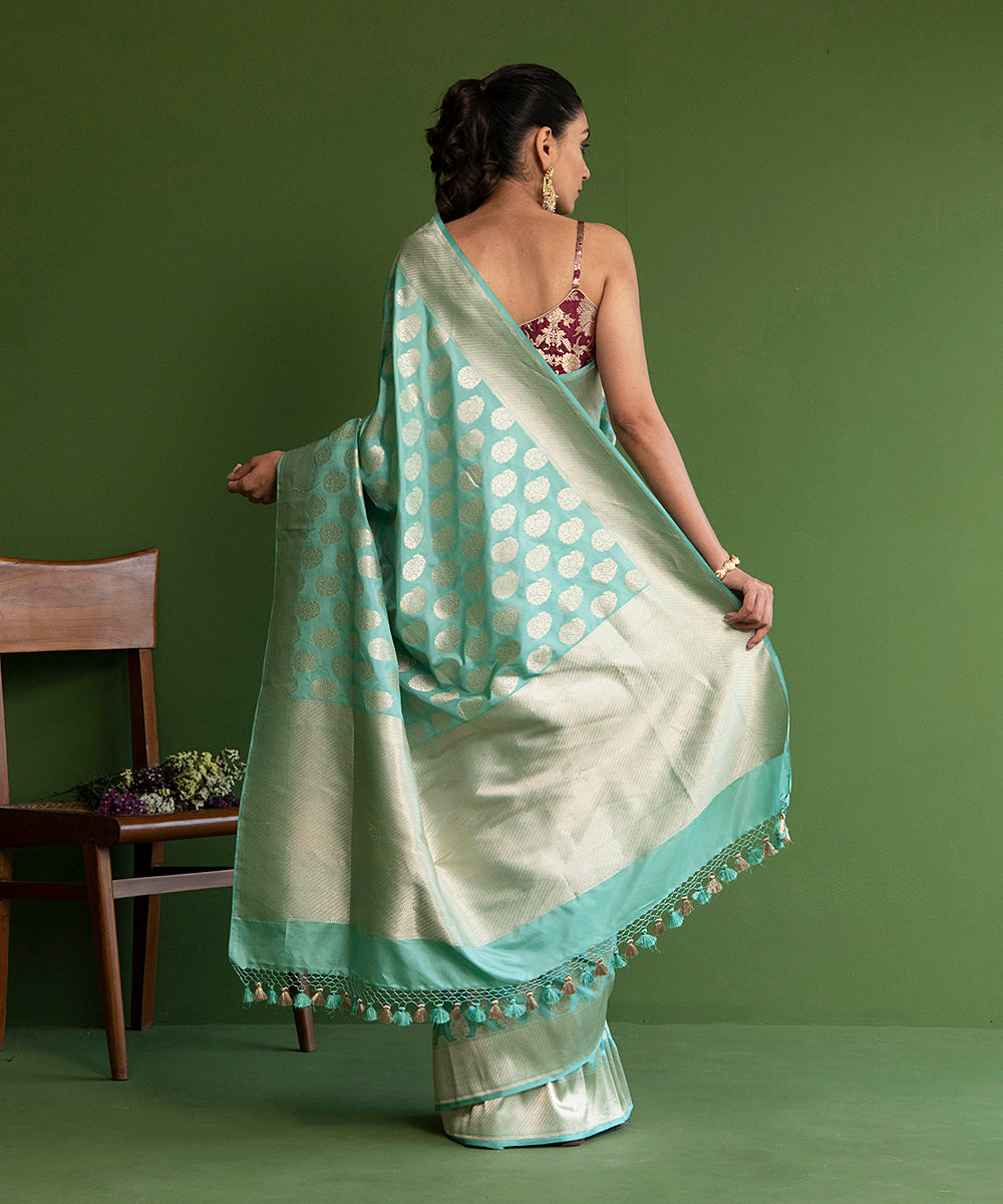 Handloom_Turquoise_Pure_Katan_Silk_Banarasi_Cutwork_Saree_With_Champagne_Gold_Zari_Motifs_WeaverStory_03