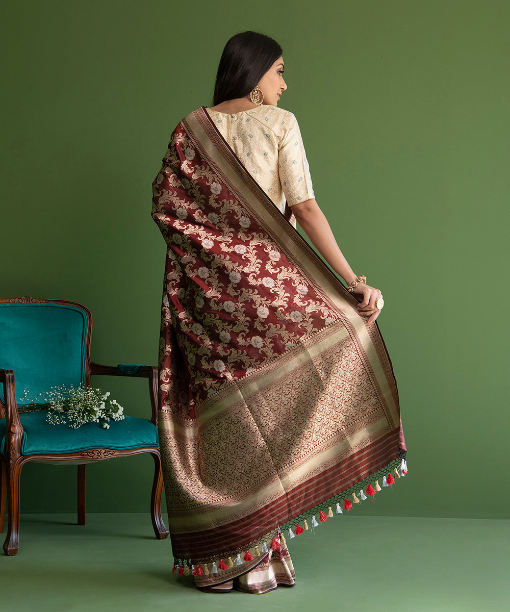 Maroon_Handloom_Pure_Katan_Silk_Banarasi_Saree_with_Sona_Rupa_Cutwork_Jaal_WeaverStory_03