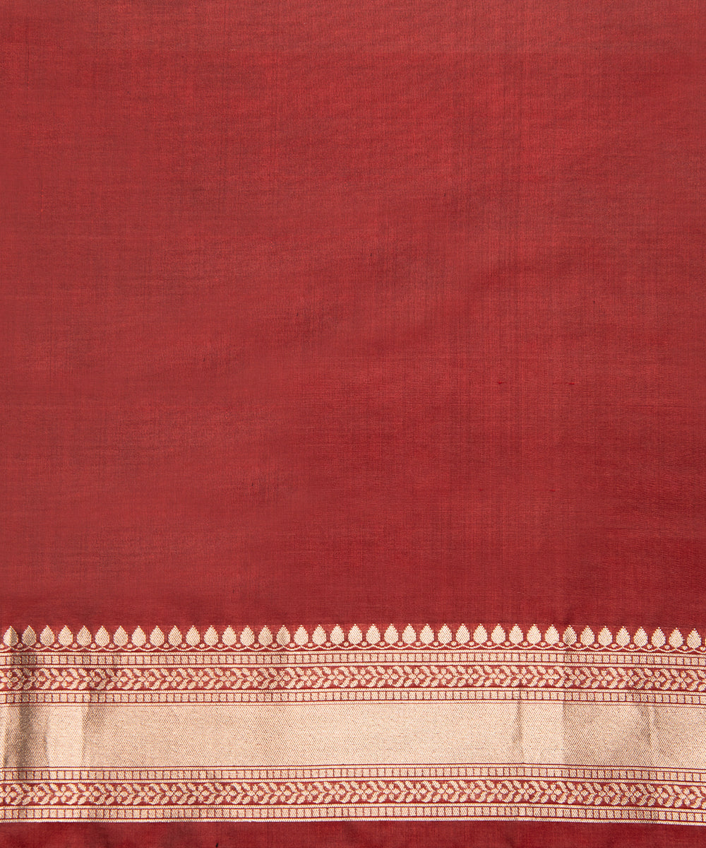 Maroon_Handloom_Pure_Katan_Silk_Banarasi_Saree_with_Sona_Rupa_Cutwork_Jaal_WeaverStory_05