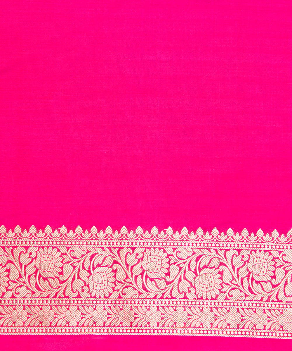 Hot_Pink_Handloom_Pure_Katan_Silk_Banarasi_Saree_with_Sona_Rupa_Diamond_Jaal_WeaverStory_05