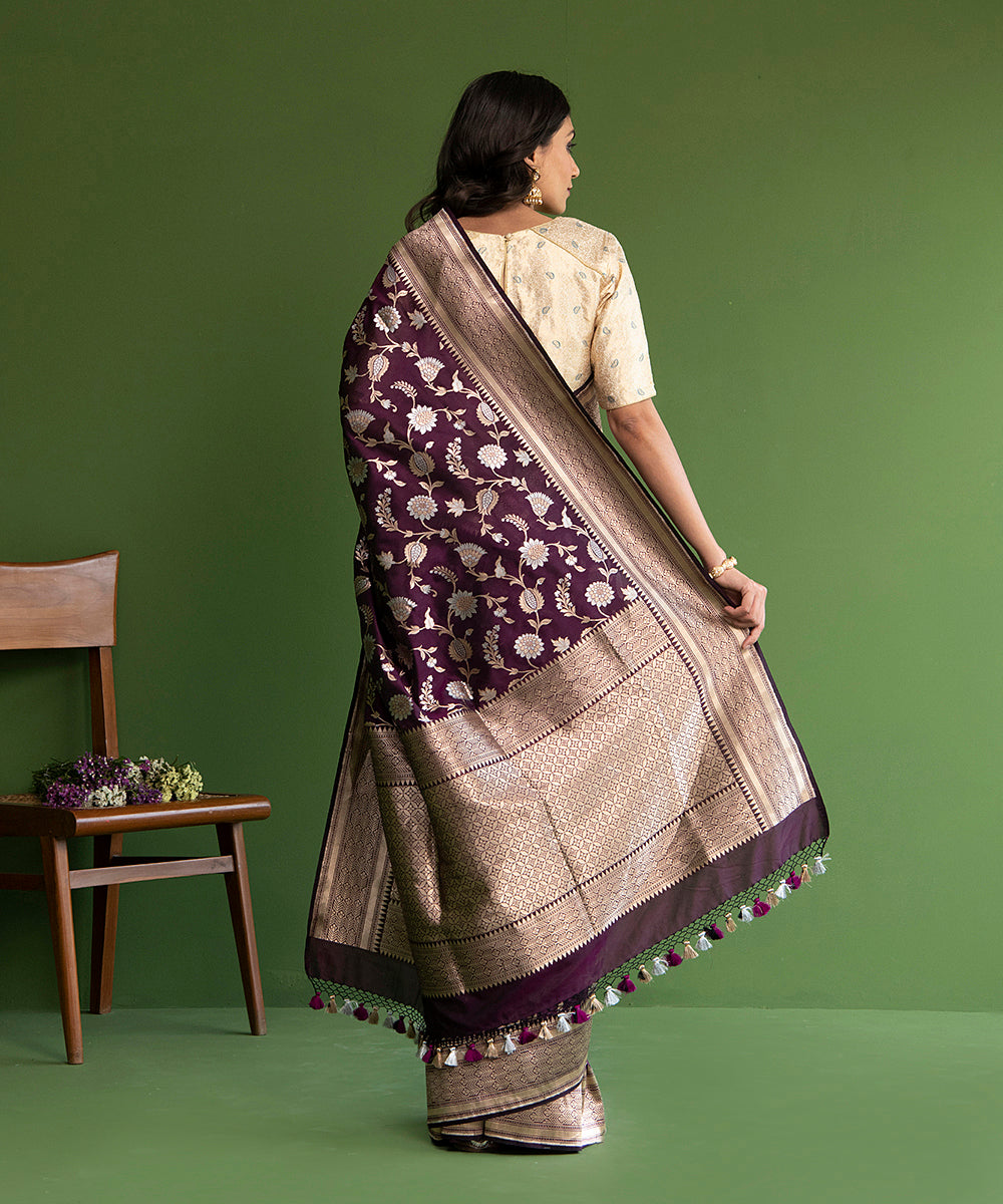 Wine_Handloom_Sona_Rupa_Pure_Katan_Silk_Banarasi_Jangla_Saree_With_Pomegranate_Flowers_WeaverStory_03