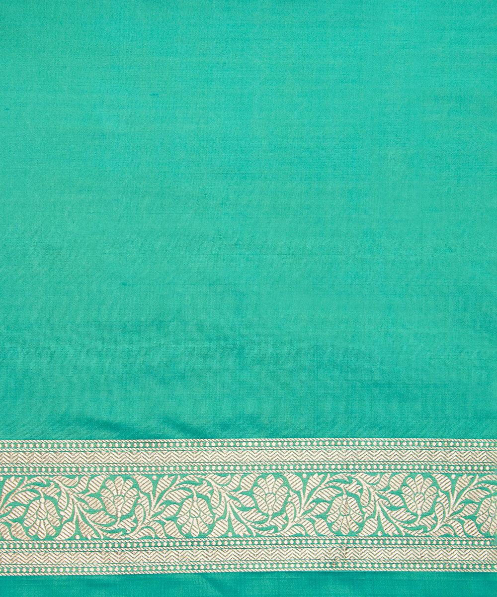Handloom_Aqua_Green_Pure_Katan_Silk_Banarasi_Saree_with_Small_Mughal_Booti_WeaverStory_05
