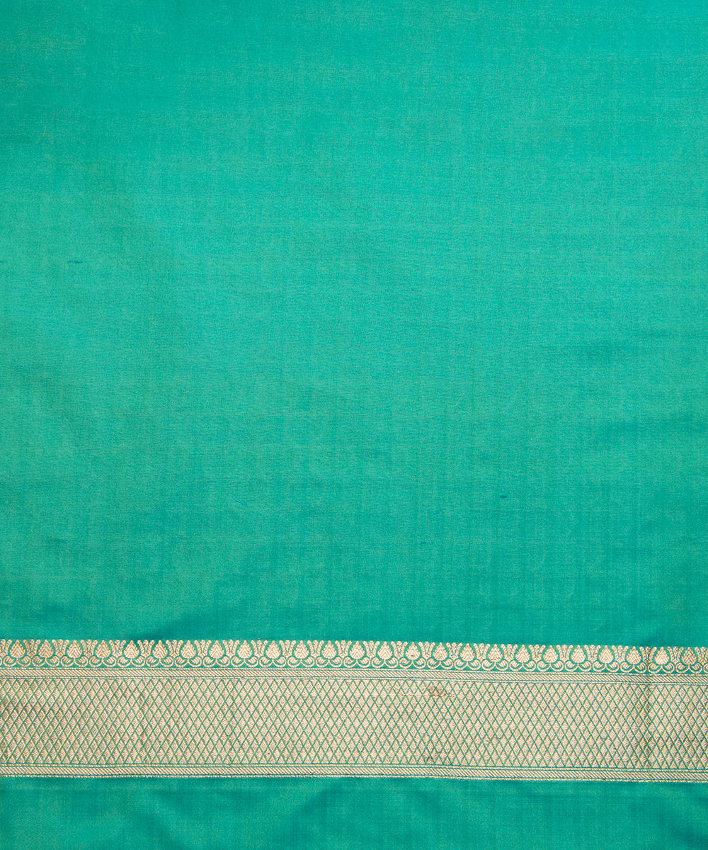 Handloom_Aqua_Green_Pure_Katan_Silk_Banarasi_Saree_with_Cutwork_Small_Paisley_Boota_WeaverStory_05