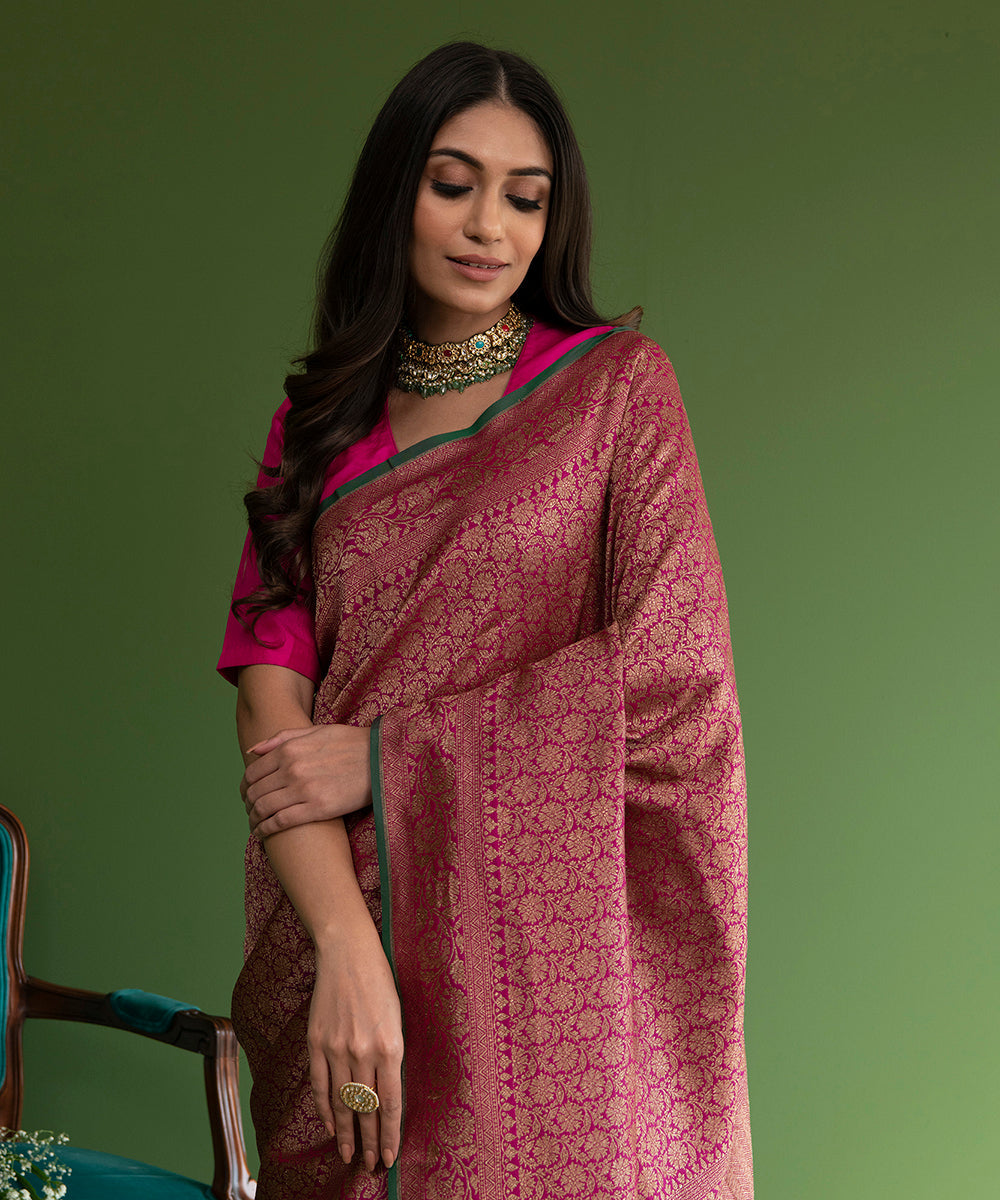 Plum_Handloom_Kimkhab_Pure_Katan_Silk_Banarasi_Saree_with_All_Over_Small_Floral_Motif_Jaal_WeaverStory_01