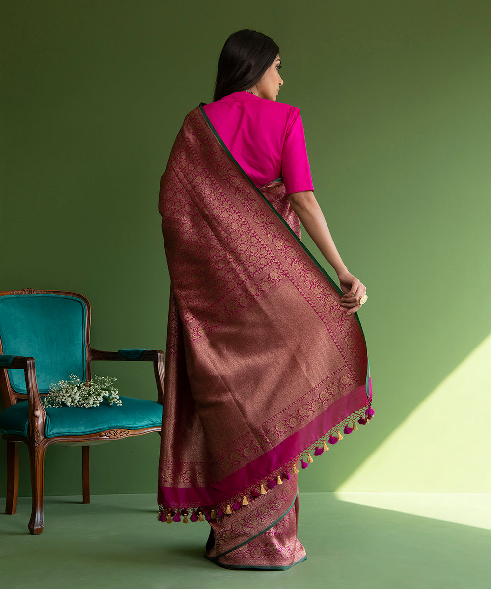 Plum_Handloom_Kimkhab_Pure_Katan_Silk_Banarasi_Saree_with_All_Over_Small_Floral_Motif_Jaal_WeaverStory_03