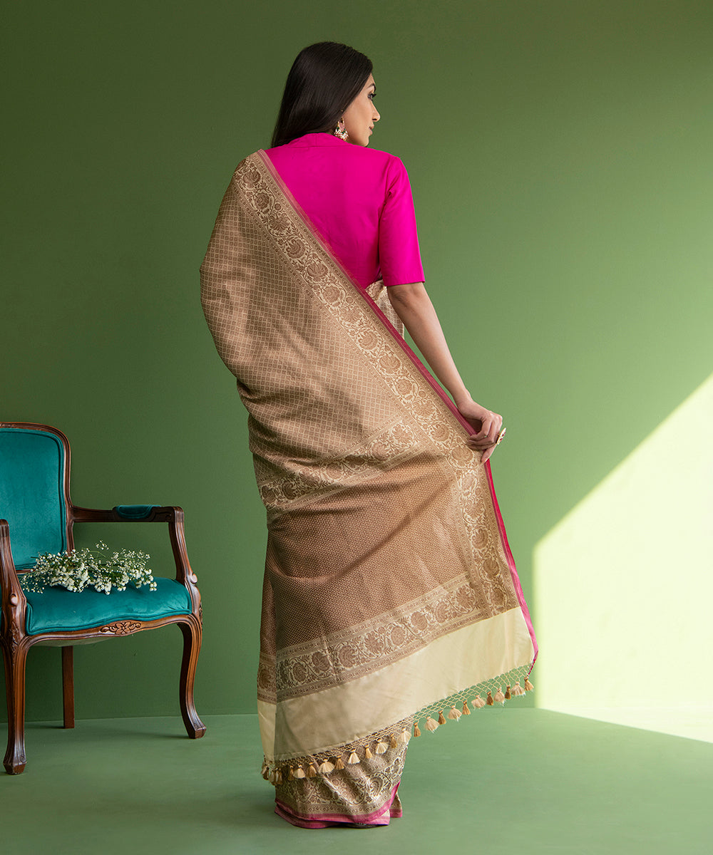 Handloom_Beige_Pure_Katan_Silk_Banarasi_Saree_with_Antique_Zari_WeaverStory_03