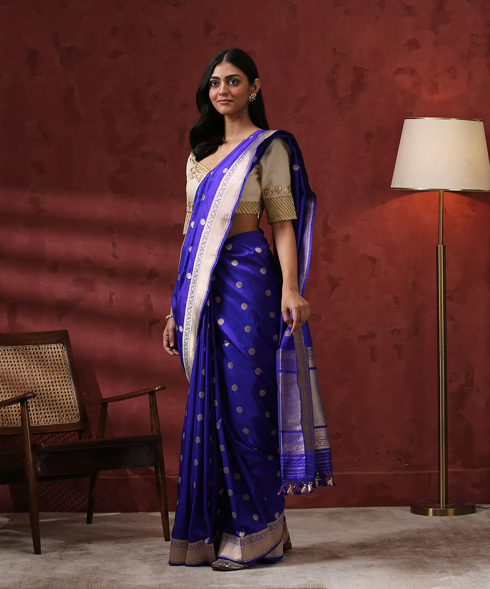 Handloom_Blue_Asharfi_Booti_Pure_Katan_Silk_Banarasi_Saree_WeaverStory_02