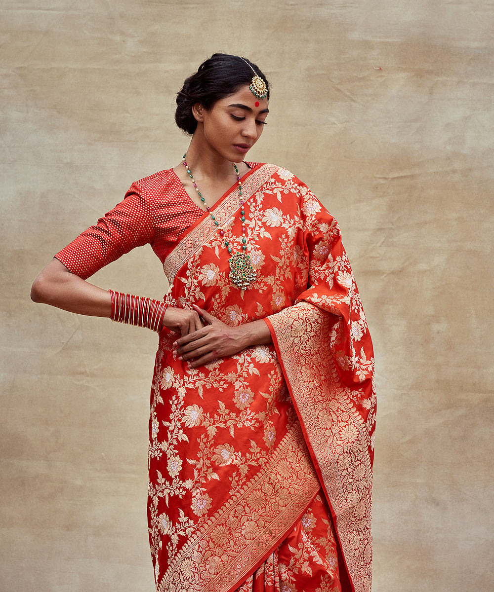 Red_Handloom_Pure_Katan_Silk_Banarasi_Saree_with_Sona_Rupa_Jaal_WeaverStory_01