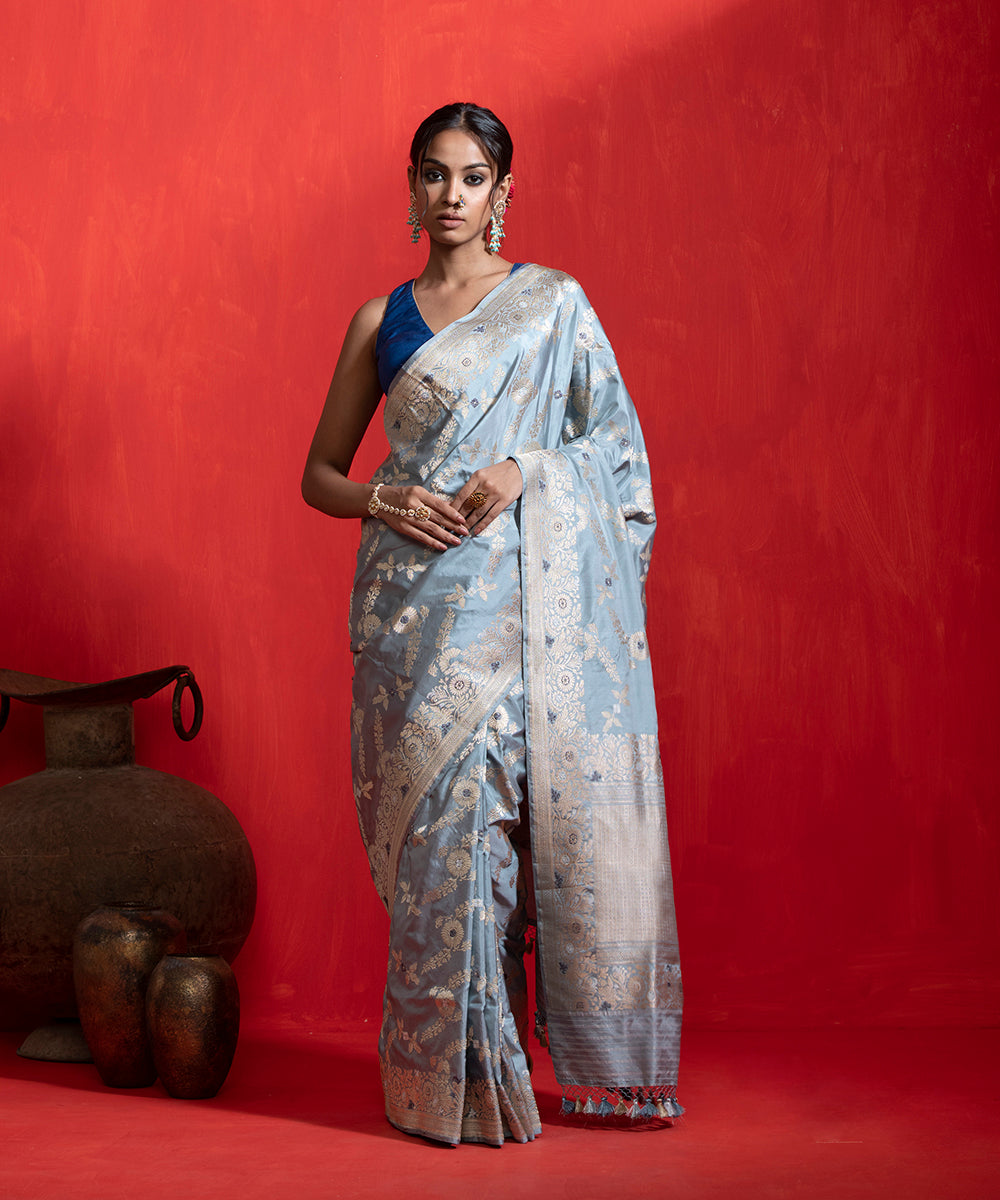 Handloom_Grey_Pure_Katan_Silk_Banarasi_Saree_With_Sona_Rupa_Kadhwa_Jaal_And_Blue_Meenakari_WeaverStory_02