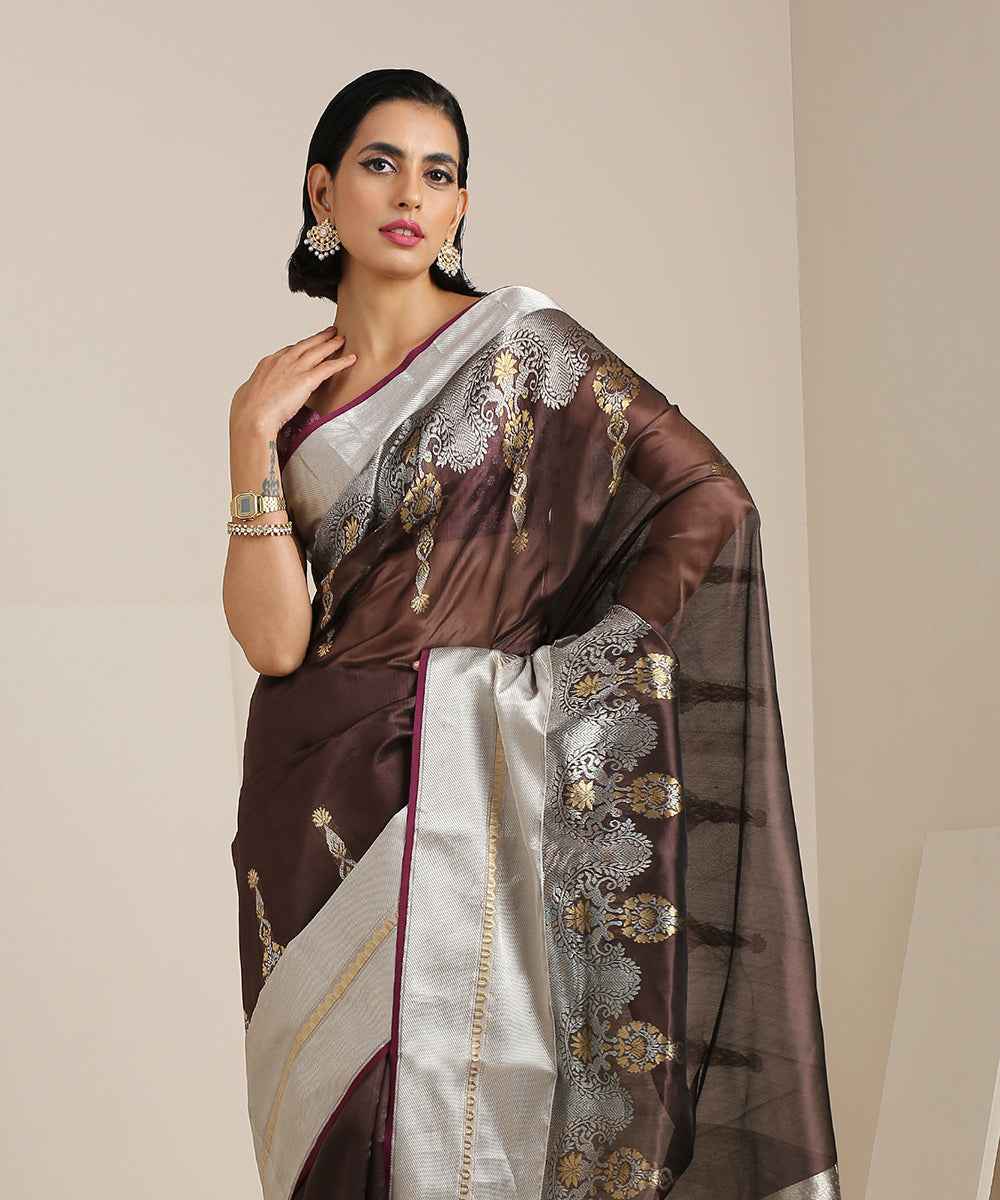 Wine_Handloom_Chanderi_Silk_Saree_With_Broad_Silver_Zari_Border_WeaverStory_01