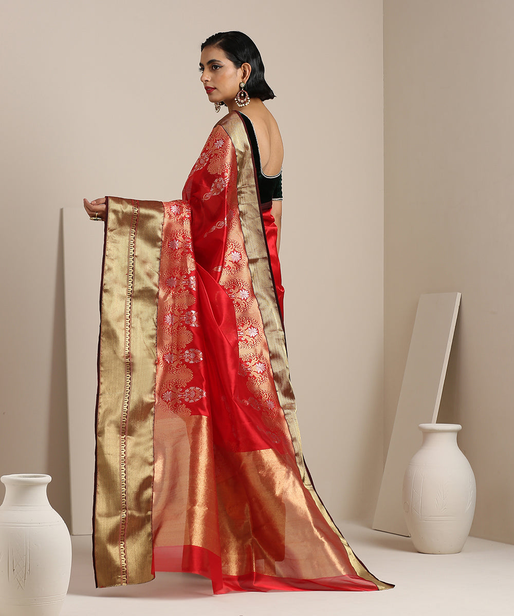 Handloom_Red_Chanderi_Silk_Saree_With_Gold_Zari_Heavy_Border_WeaverStory_03