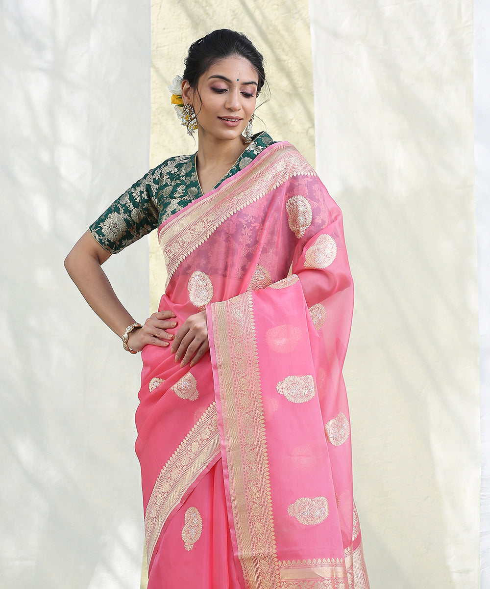 Pink_Handloom_Kora_Silk_Banarasi_Saree_With_Gold_Paisley_Motifs_With_Silver_Meenakari_WeaverStory_01