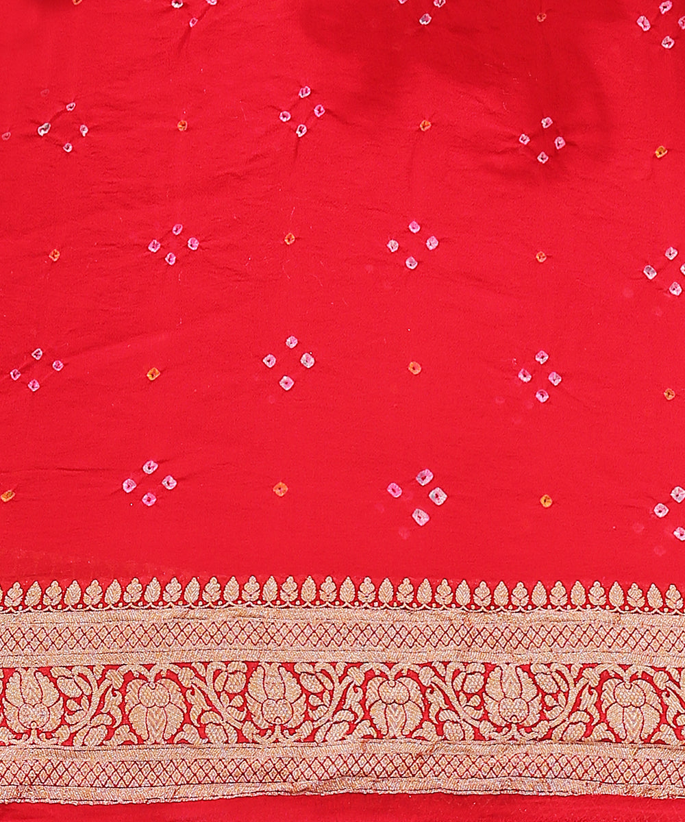 Red_Handloom_Banarasi_Georgette_Bandhani_Saree_with_Cutwork_Weave_WeaverStory_05