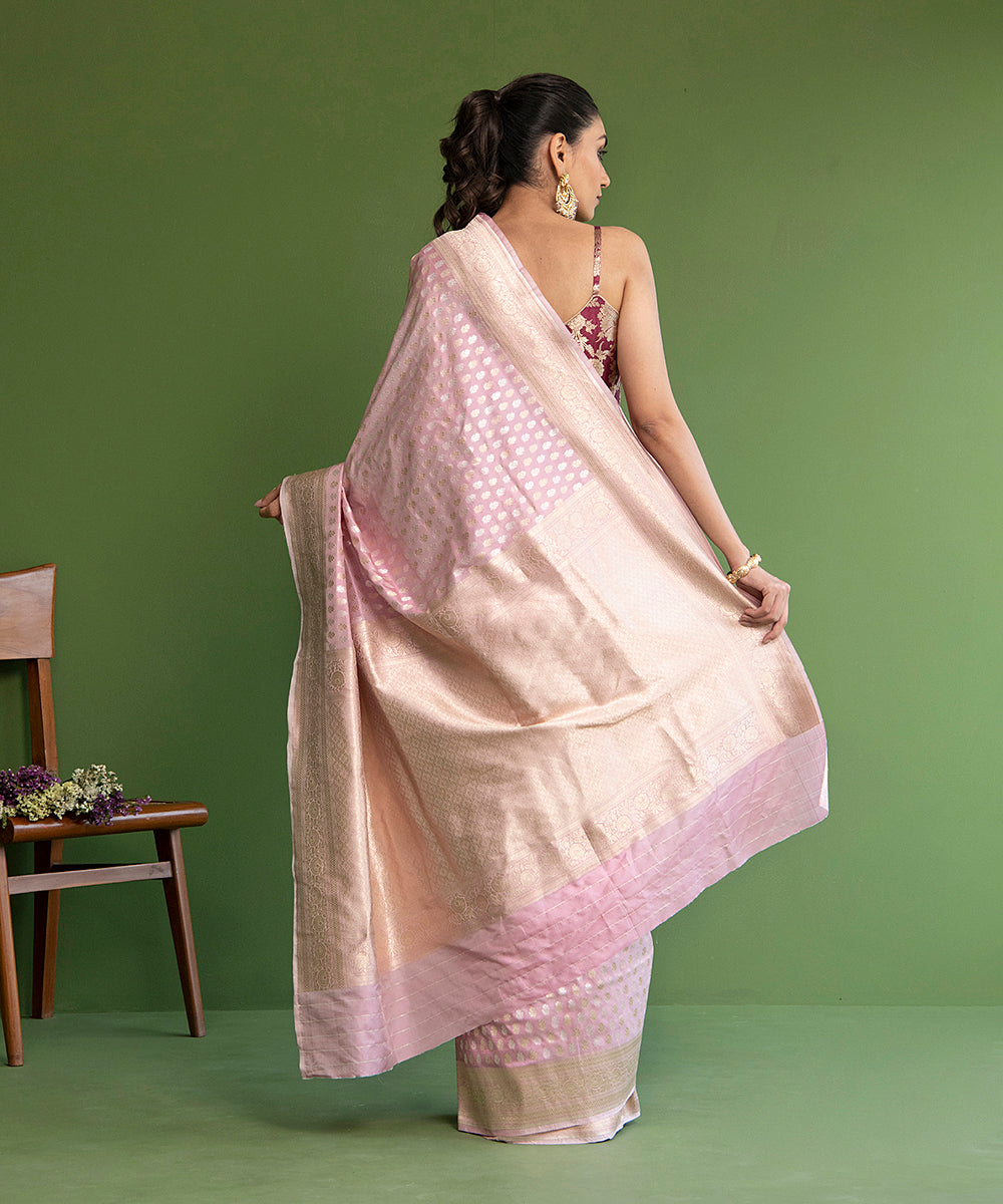 Baby_Pink_Handloom_Pure_Katan_Silk_Banarasi_Saree_With_Sona_Rupa_Zari_and_Small_Floral_Booti_WeaverStory_03