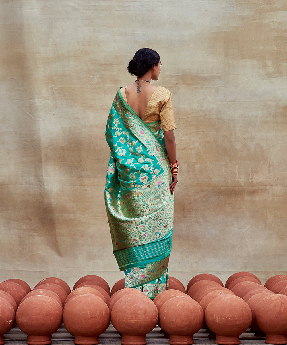 Aqua_Green_Handloom_Pure_Katan_Silk_Banarasi_Saree_with_Intricate_Jaal_WeaverStory_05