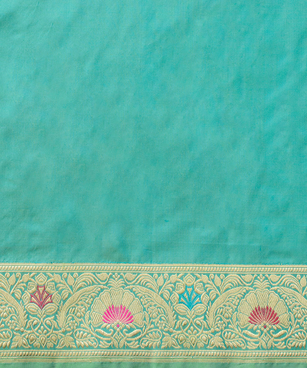 Aqua_Green_Handloom_Pure_Katan_Silk_Banarasi_Saree_with_Intricate_Jaal_WeaverStory_06