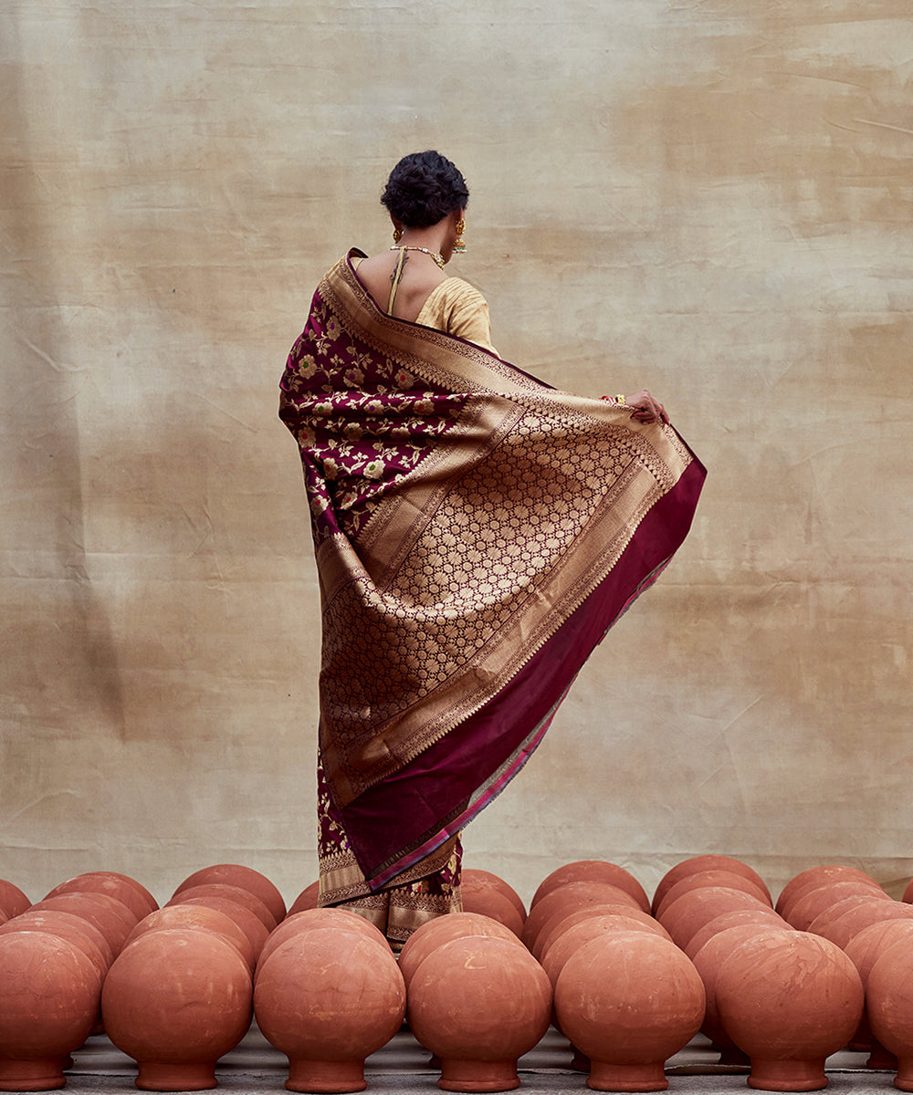 Handloom_Maroon_Pure_Katan_Silk_Banarasi_Saree_with_Meenakari_Jaal_WeaverStory_06