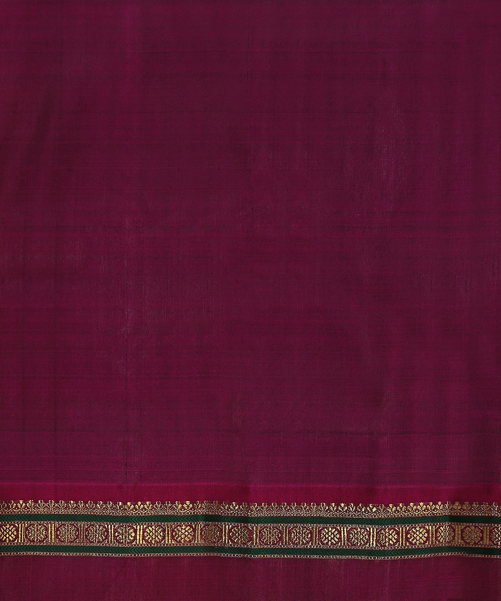 Emerald_Green_Handloom_Bold_Checks_Pure_Silk_Kanjivaram_Saree_With_Magenta_Border_WeaverStory_05