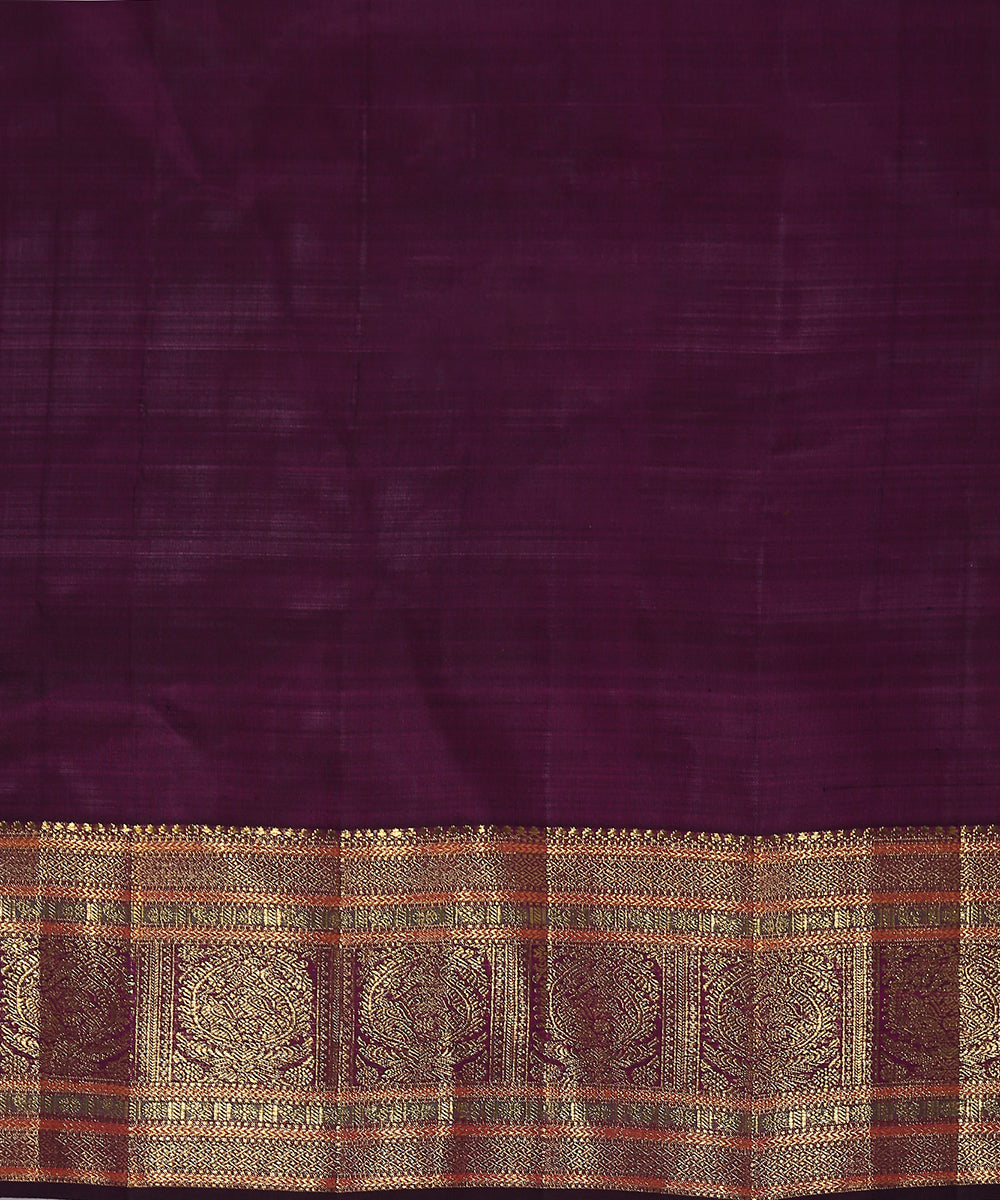 Purple_Handloom_Pure_Silk_Kanjivaram_Saree_With_Checks_And_Broad_Border_Saree_WeaverStory_05