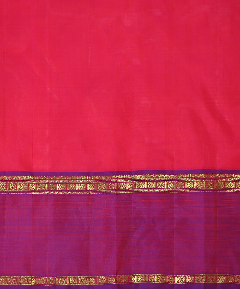 Orange_Handloom_Pure_Silk_Kanjivaram_Saree_With_Checks_And_Pink_And_Purple_Broad_Borders_WeaverStory_05