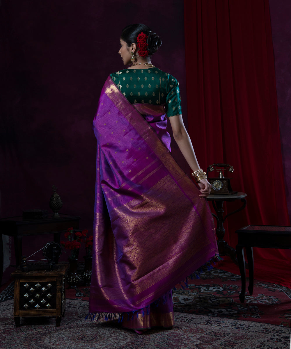 Purple_Handloom_Vaira_Oosi_Pure_Zari_Kanjivaram_Silk_Saree_WeaverStory_03