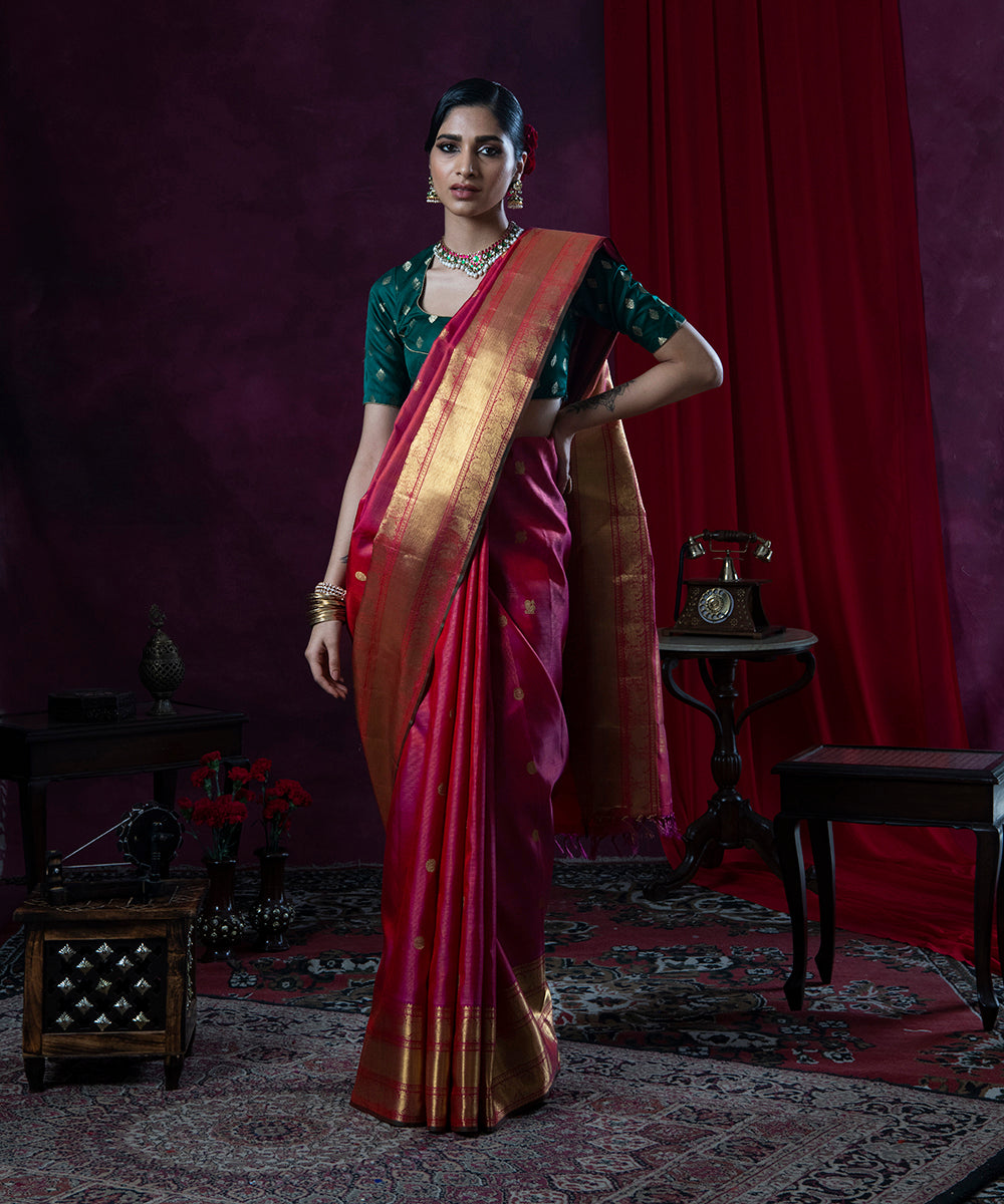 Handloom_Pink_Pure_Zari_and_Silk_Vaira_Oosi_Kanjivaram_Saree_WeaverStory_02