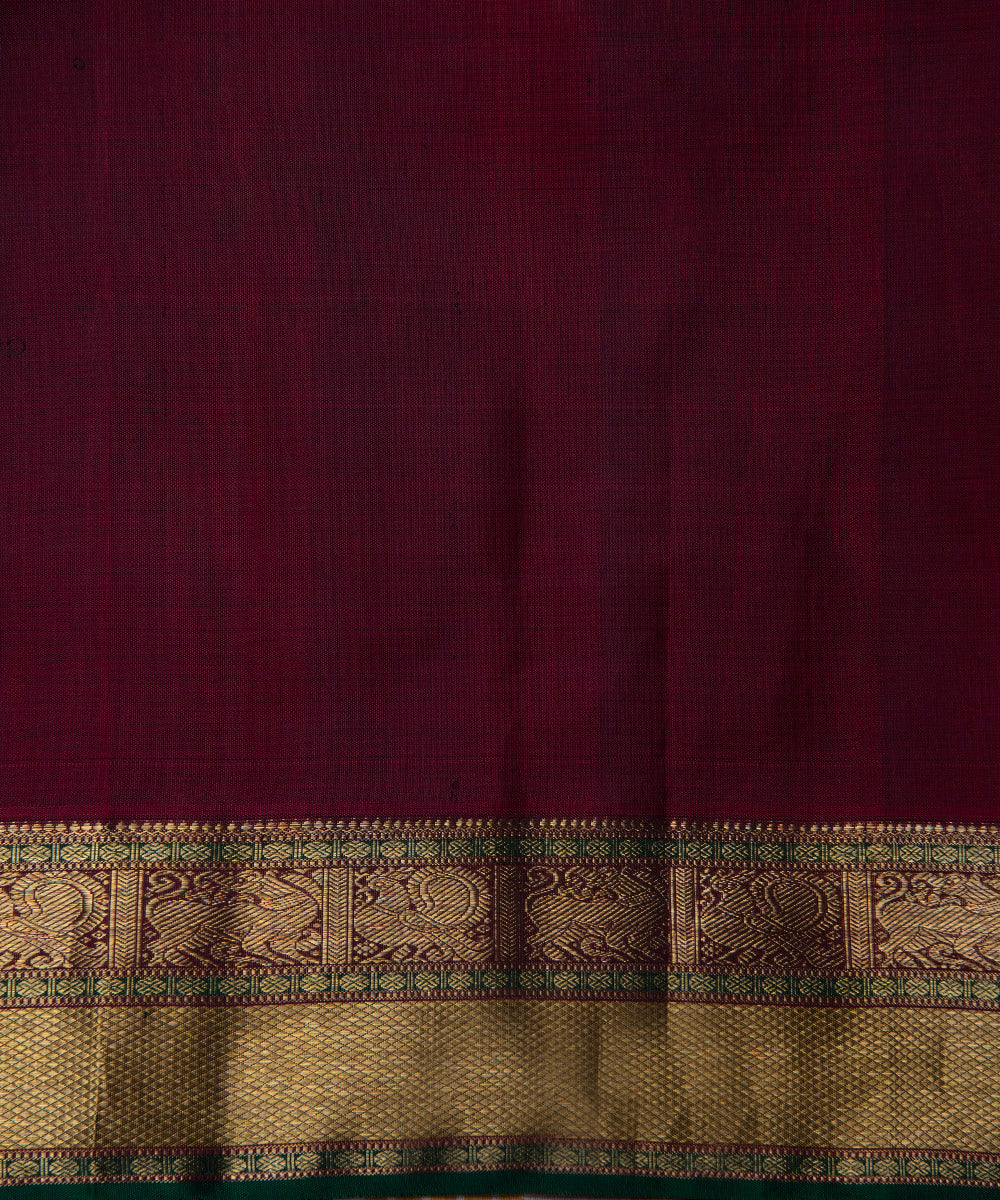 Olive_Green_Handloom_Pure_Zari_and_Silk_Kanjivaram_Saree_With_Annapakshi_Border_WeaverStory_05