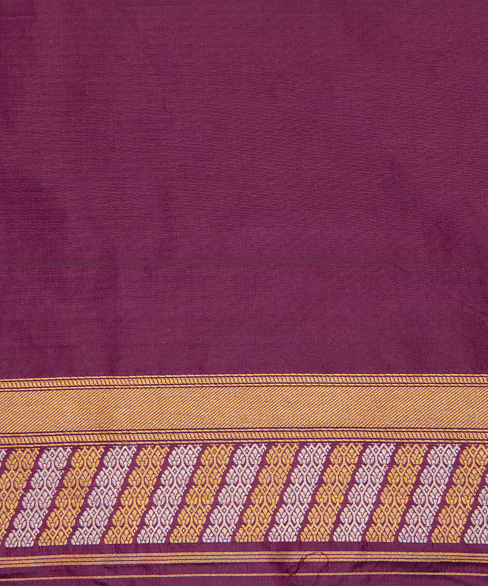 Handloom_Purple_Pure_Katan_Silk_Banarasi_Saree_with_Aada_Leheriya_Jaal_WeaverStory_05