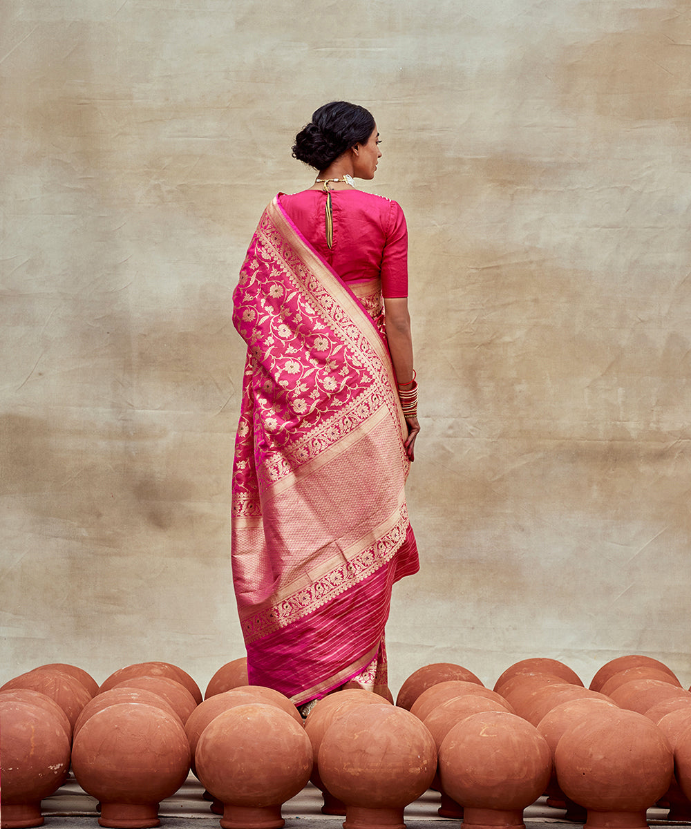 Pink_Handloom_Pure_Katan_Silk_Banarasi_Saree_With_Lotus_Flower_Motifs_WeaverStory_04