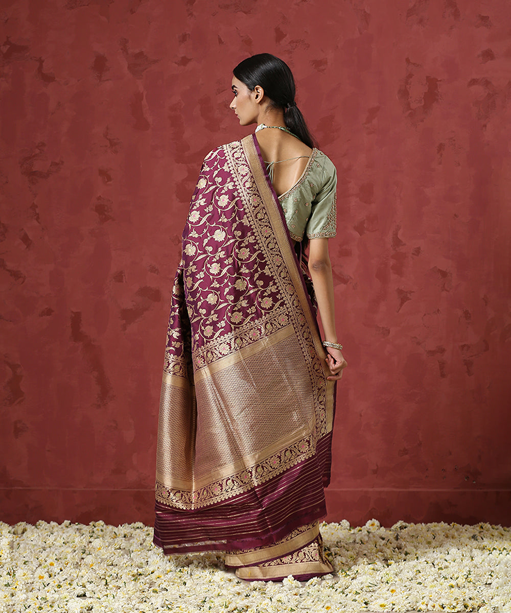 Wine_Handloom_Pure_Katan_Silk_Banarasi_Saree_with_Lotus_Flower_Motifs_WeaverStory_03
