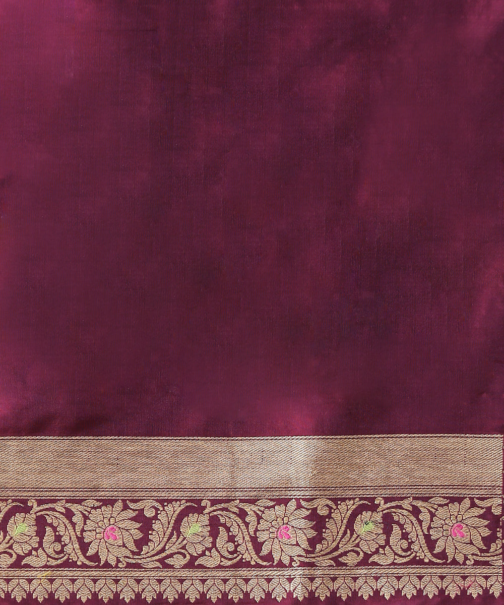 Wine_Handloom_Pure_Katan_Silk_Banarasi_Saree_with_Lotus_Flower_Motifs_WeaverStory_05