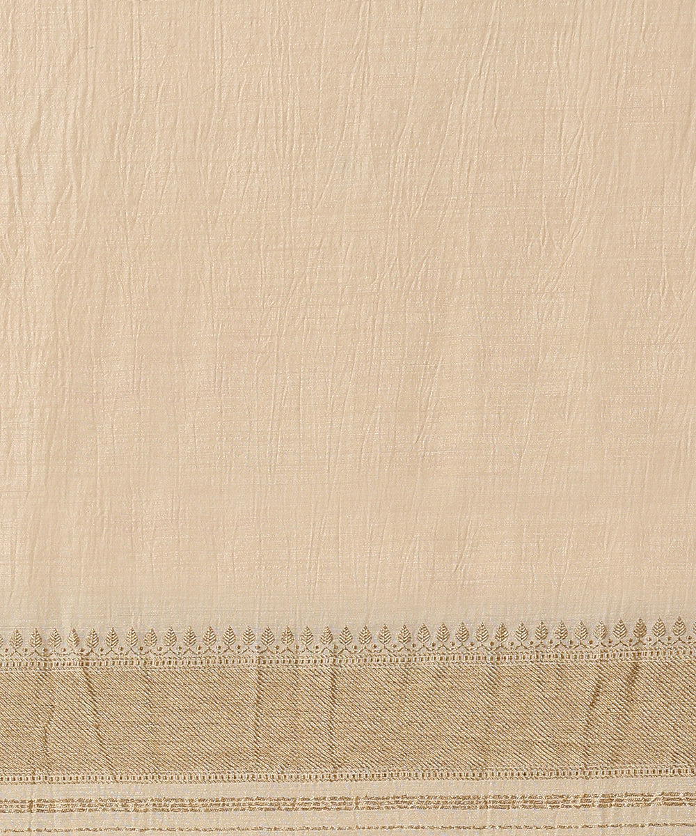 Beige_Handloom_Moonga_Silk_Banarasi_Saree_With_Meenakari_Booti_WeaverStory_05