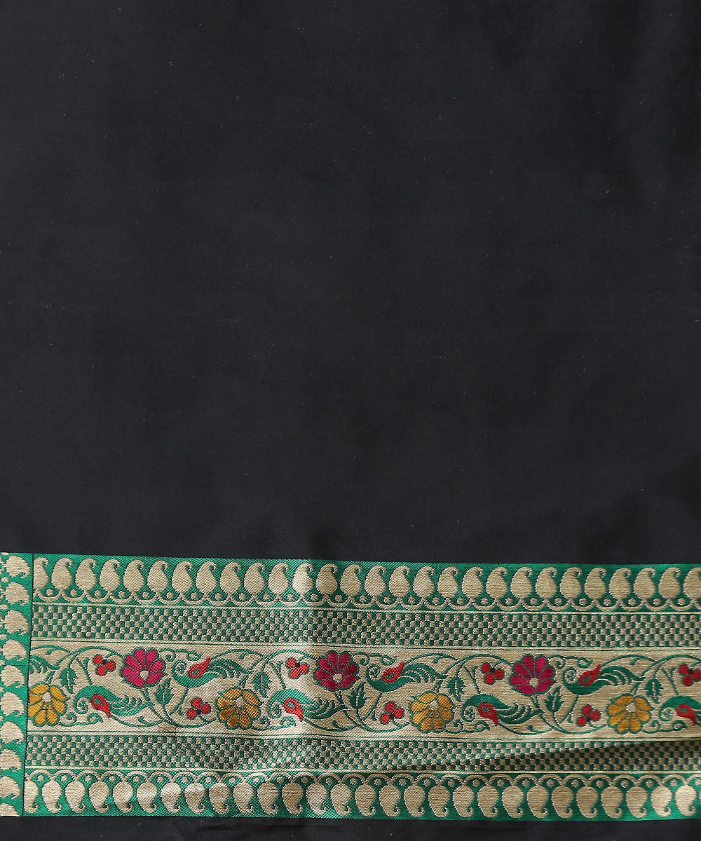 Black_Handloom_Double_Warp_Pure_Katan_Silk_Banarasi_Patola_Saree_WeaverStory_05