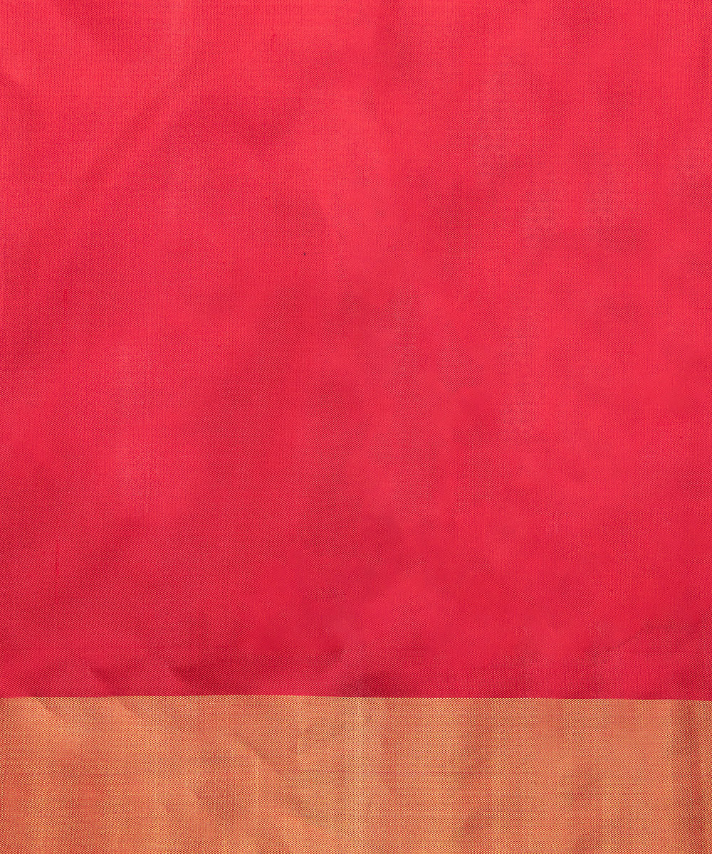 Handloom_Red_Weft_Dyed_Single_Ikat_Mulberry_Silk_Patola_Saree_WeaverStory_05