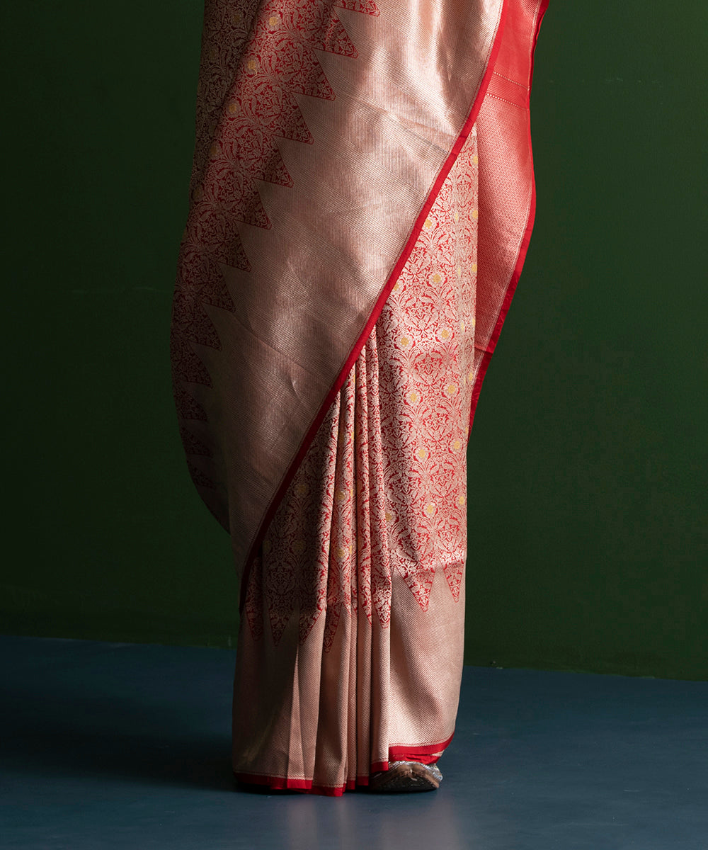 Handloom_Red_Pure_Katan_Silk_Kimkhab_Shikargah_Banarasi_Saree_with_Zari_Border_WeaverStory_04