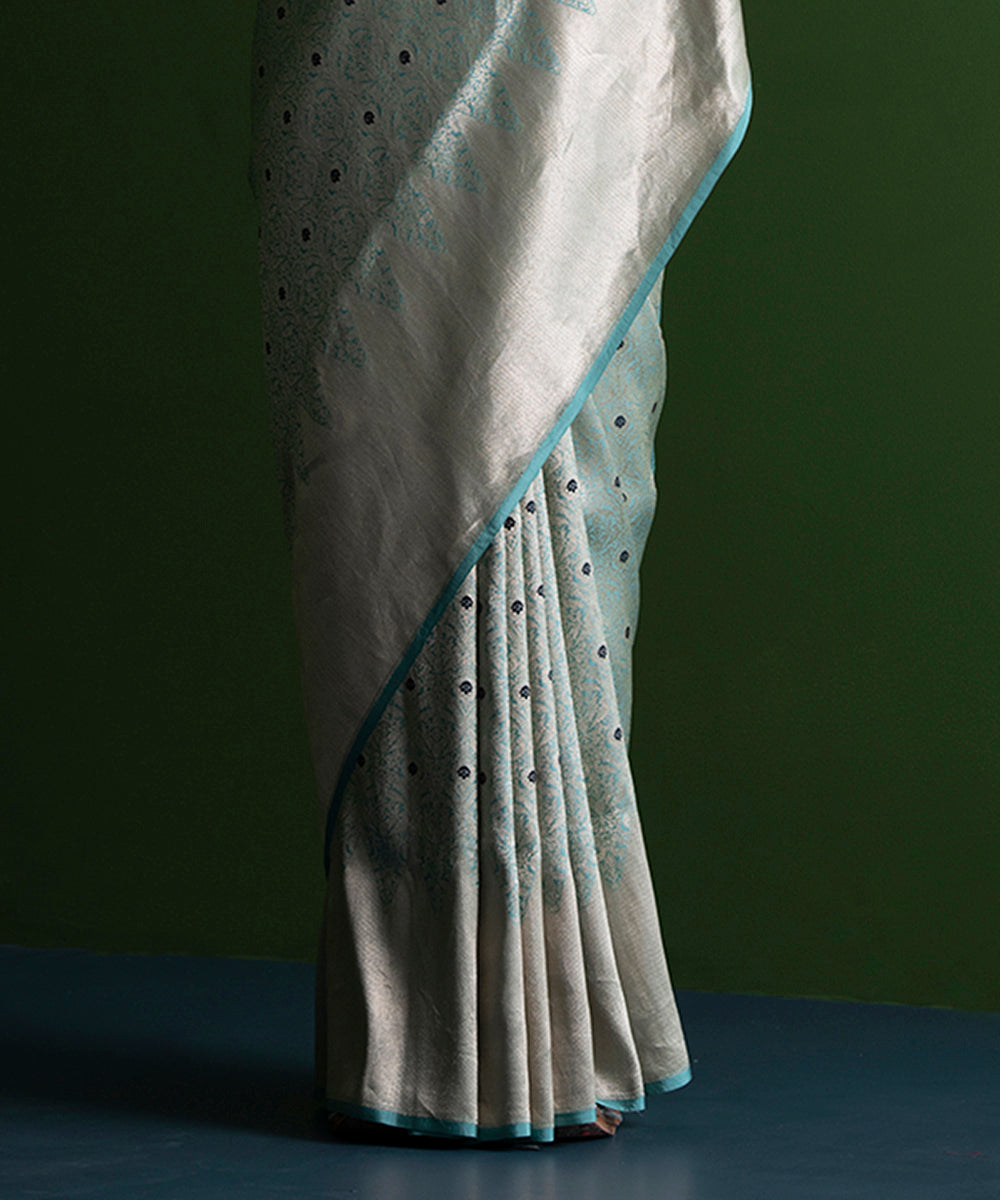 Handloom_Light_Blue_Kimkhab_Shikargah_Pure_Katan_Silk_Banarasi_Saree_WeaverStory_04