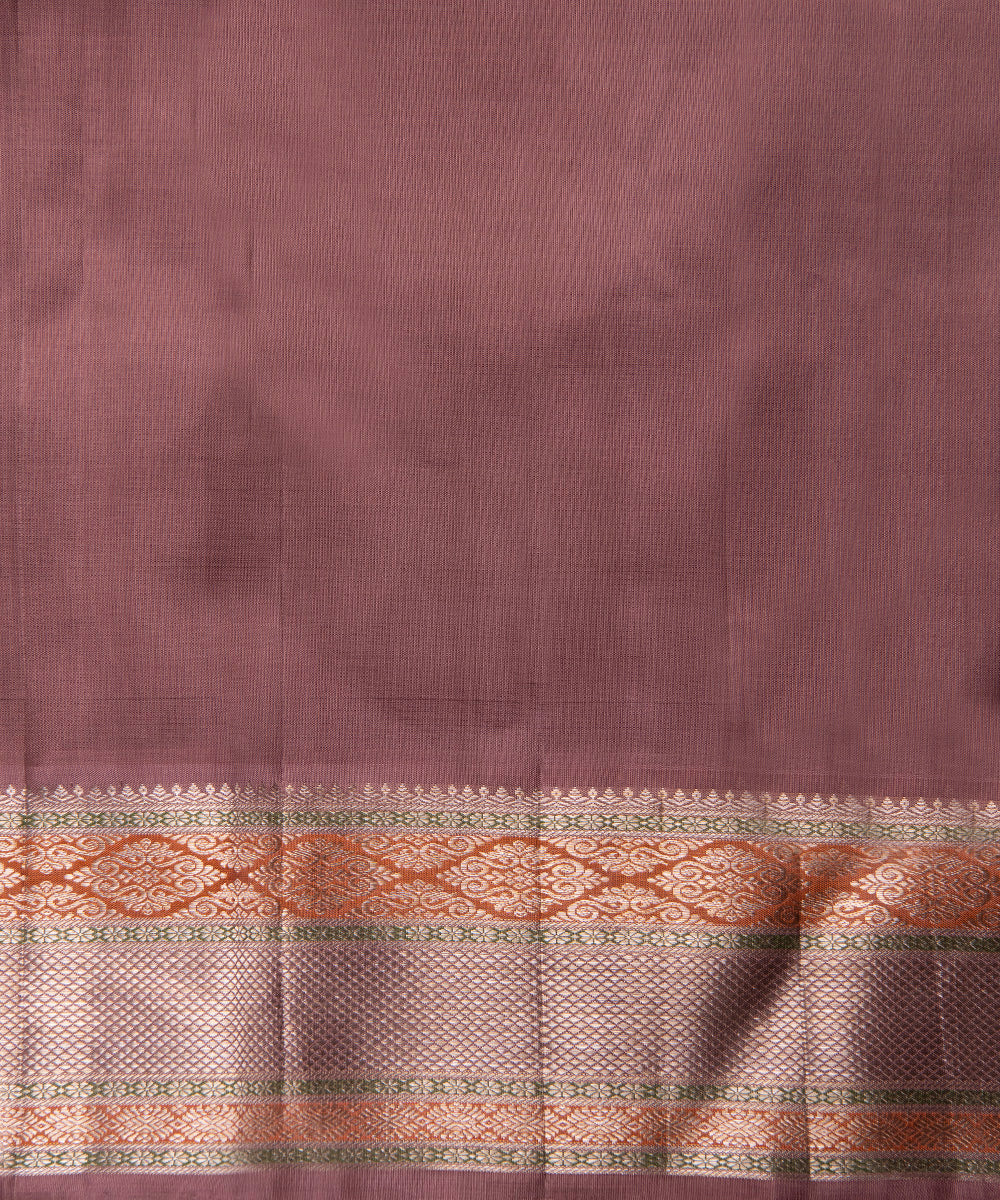Light_Pink_Handloom_Pure_Zari_and_Pure_Silk_Kanjivaram_Saree_With_Biscuit_Color_Border_WeaverStory_05