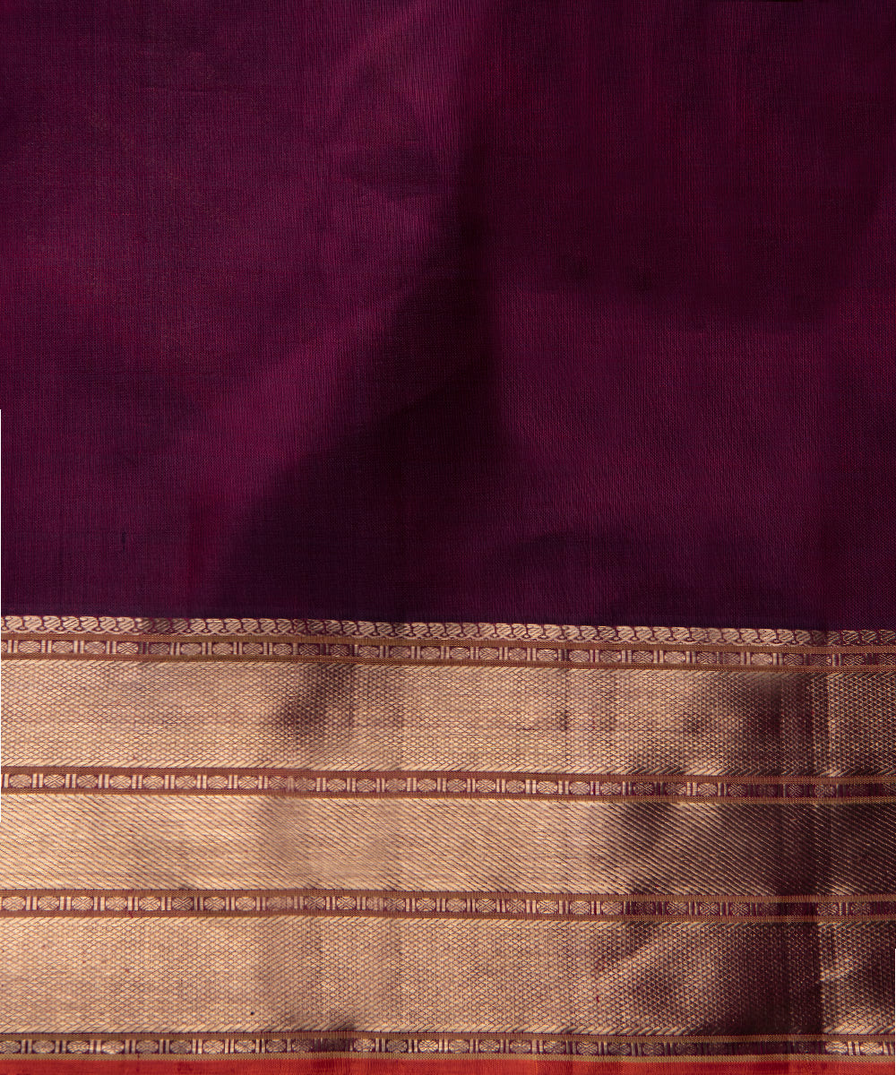 Green_Handloom_Pure_Zari_and_Silk_Chevron_Weave_Kanjivaram_Saree_WeaverStory_05