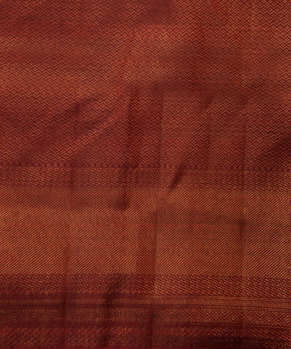 Maroon_Handloom_Brocade_Pure_Silk_Kanjivaram_Saree_WeaverStory_05