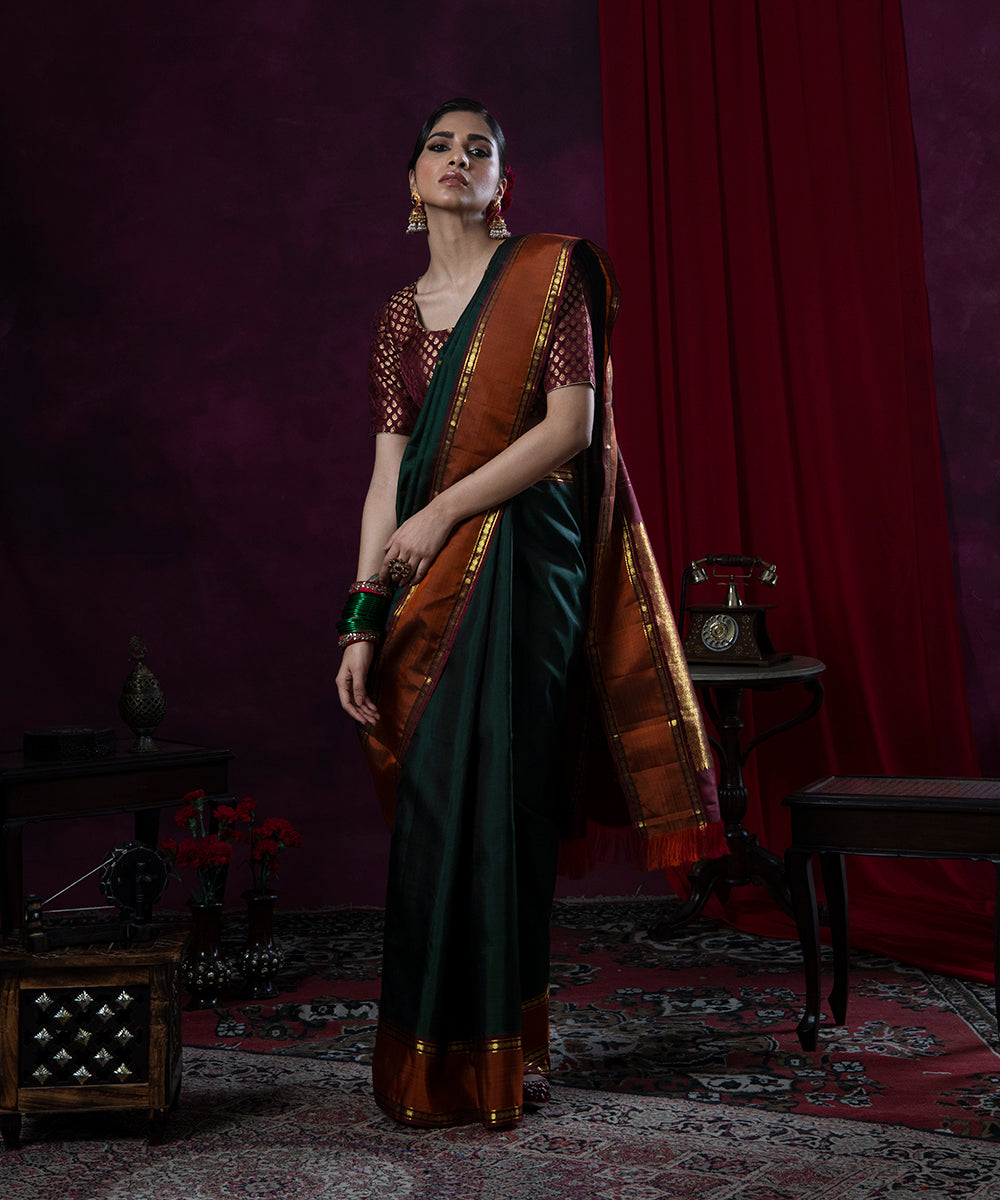 Handloom_Bottle_Green_Pure_Silk_Kanjivaram_Saree_With_Rust_And_Maroon_Border_WeaverStory_02