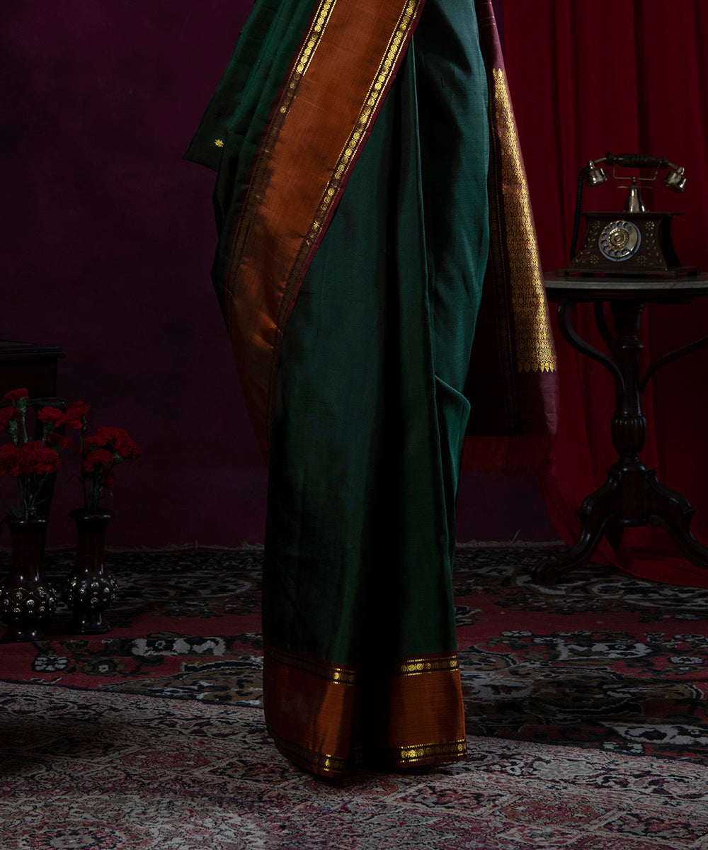 Handloom_Bottle_Green_Pure_Silk_Kanjivaram_Saree_With_Rust_And_Maroon_Border_WeaverStory_04