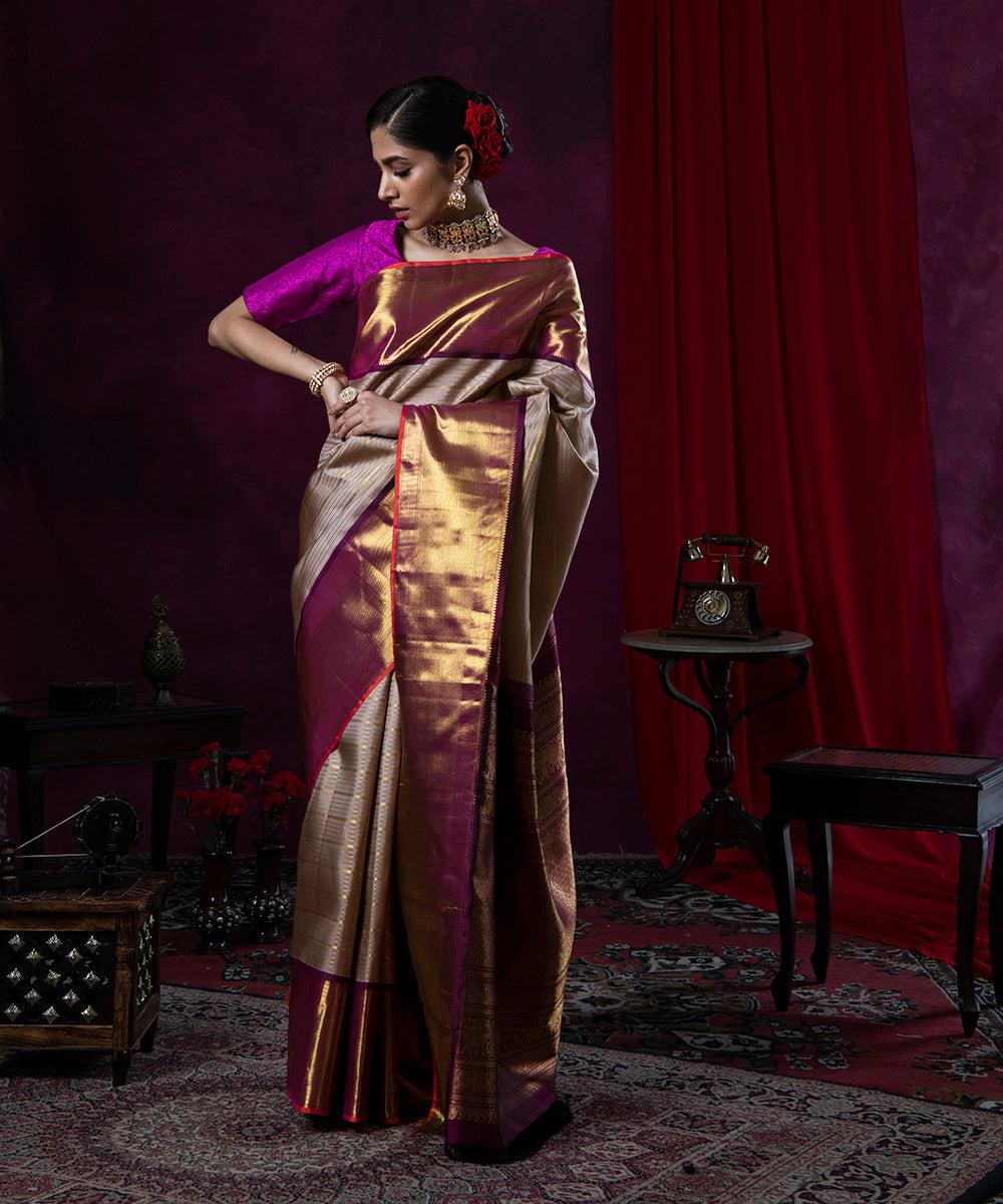 Grey_Handloom_Pure_Zari_Kanjivaram_Silk_Saree_With_Wine_Border_WeaverStory_02
