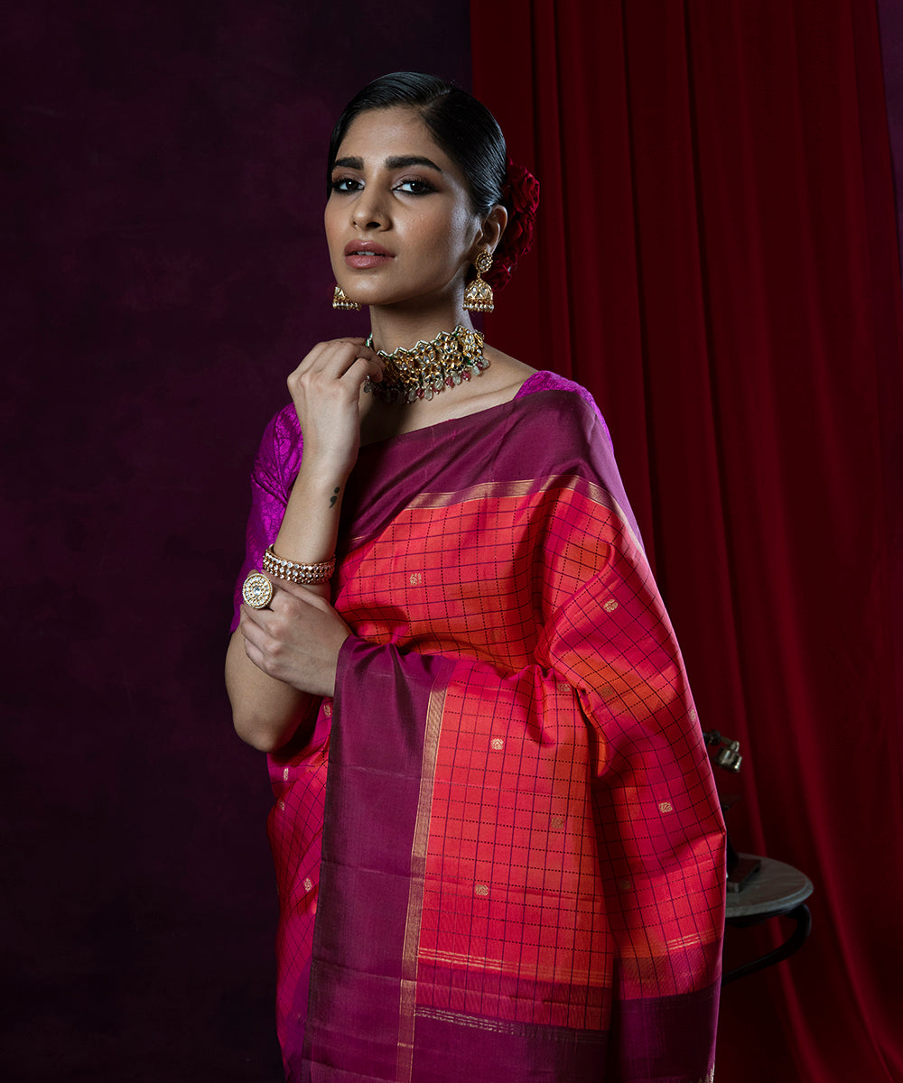 Coral_And_Pink_Handloom_Checks_Kanjivaram_Silk_Saree_With_Pure_Zari_WeaverStory_01