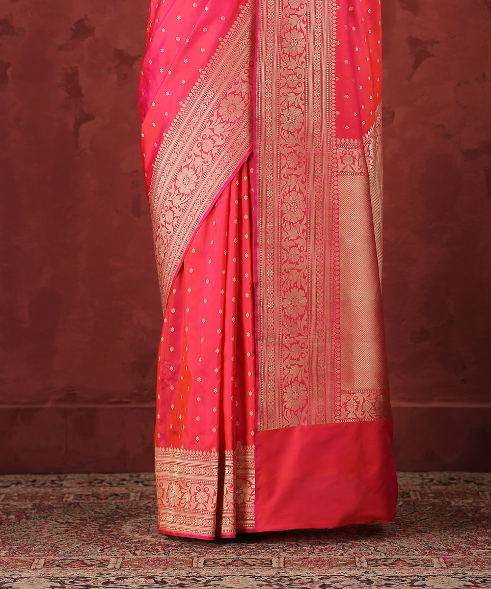 Pink_And_Orange_Handloom_Pure_Katan_Silk_Banarasi_Saree_With_Broad_Zari_Border_WeaverStory_04