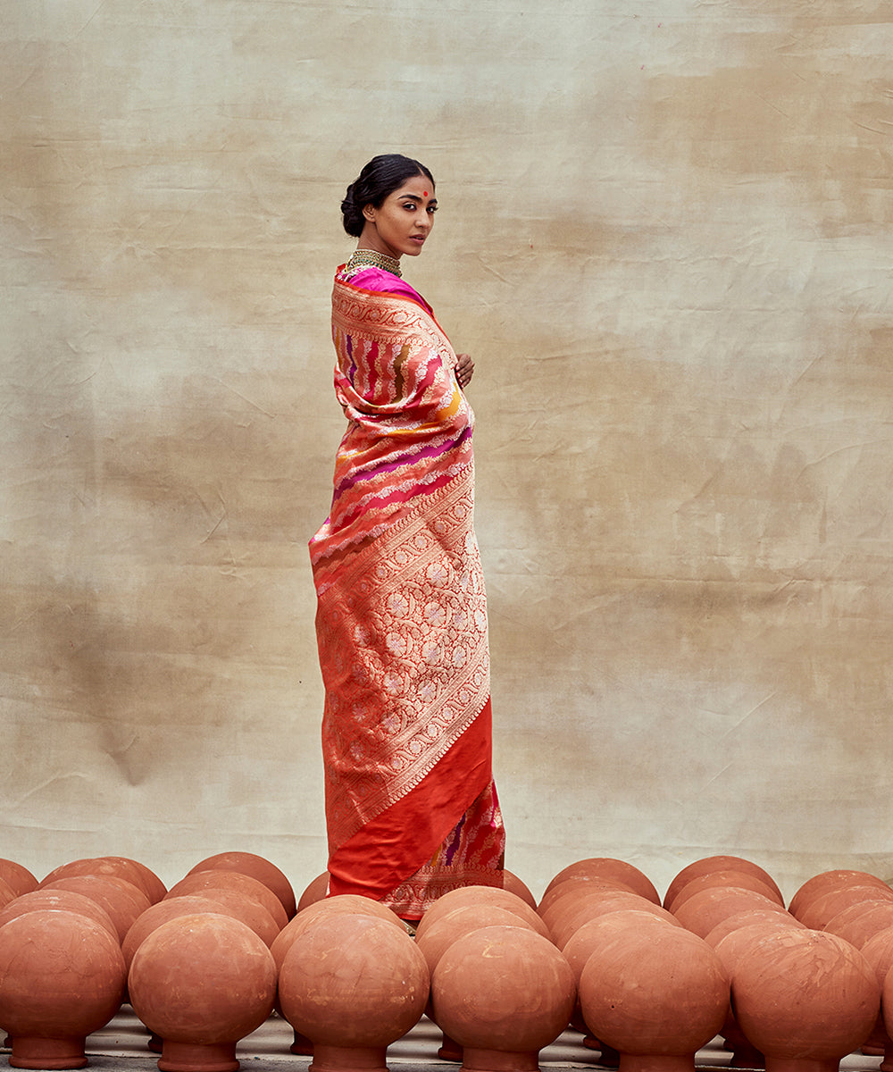Handloom_Red_And_Pink_Pure_Katan_Silk_Rangkaat_Banarasi_Saree_WeaverStory_04