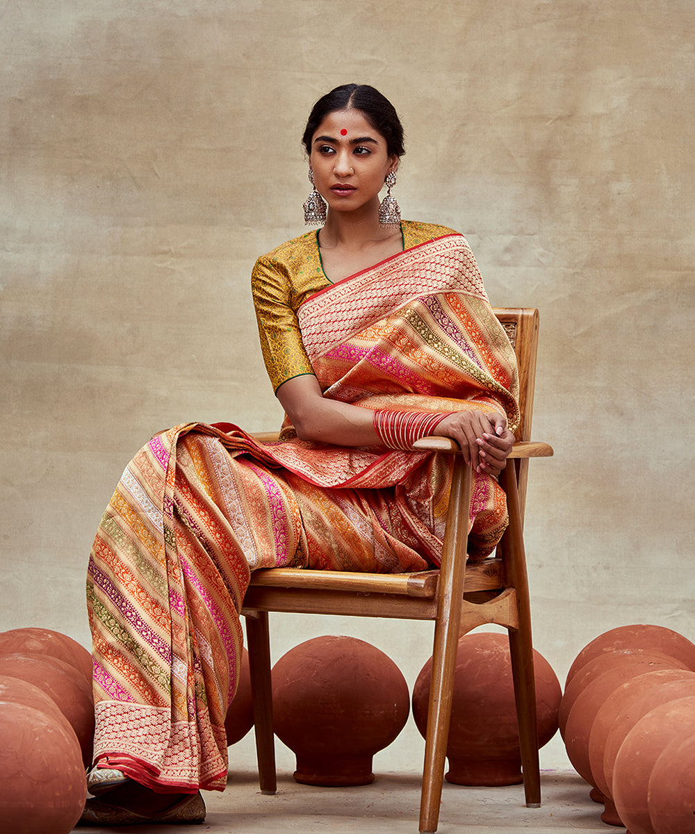 Red_And_Gold_Handloom_Pure_Katan_Silk_Banarasi_Rangkaat_Saree_with_Aada_Jaal_WeaverStory_01